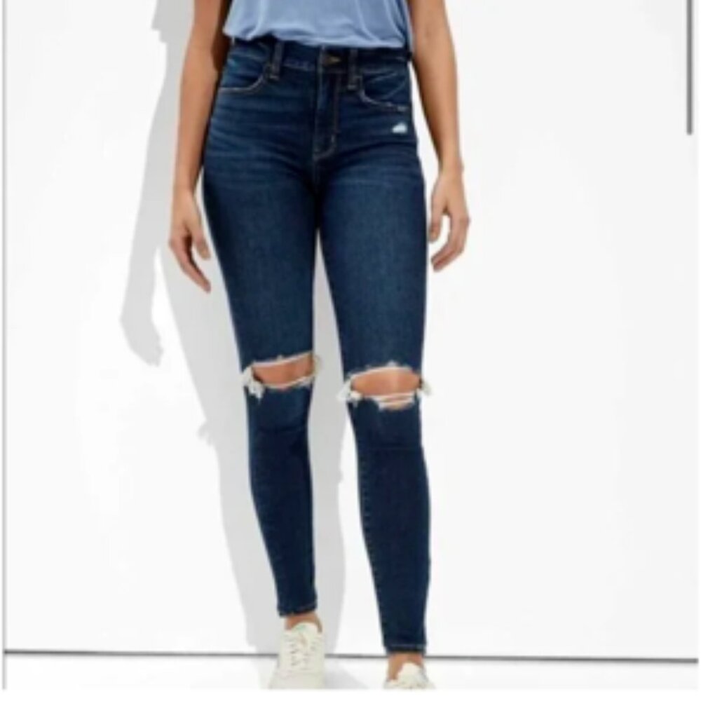 American eagle Ripped High-Waisted Jegging Size 6